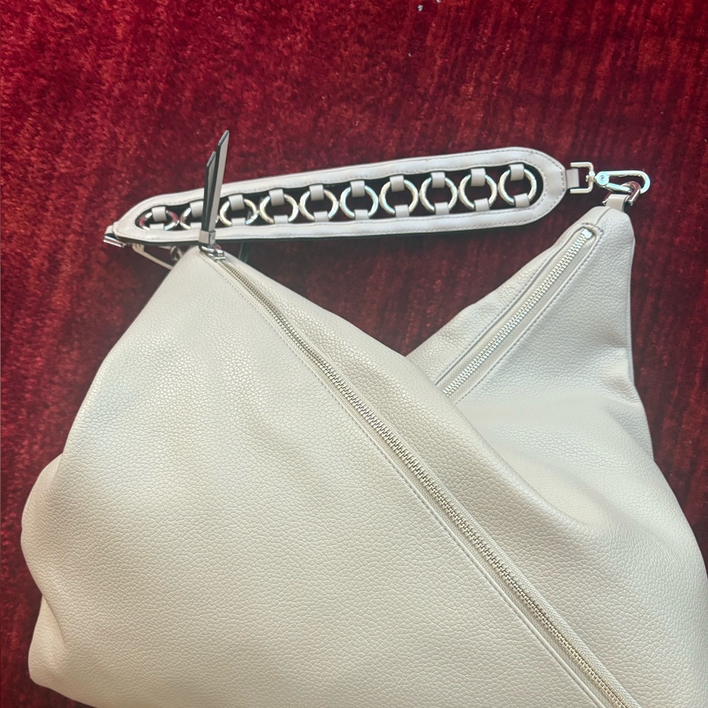 Calvin Klein Classic Beige Design
